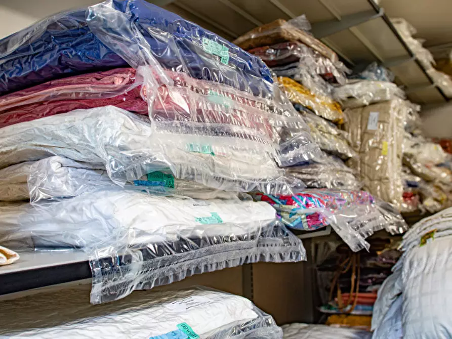 Immagine 13 di Attività commerciale in vendita  a Villa Estense