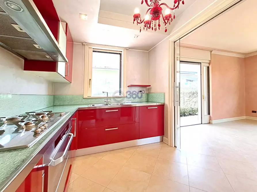 Immagine 8 di Villa in vendita  in Via Biline a Rodengo-Saiano