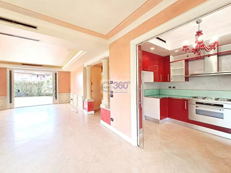 Immagine 9 di Villa in vendita  in Via Biline a Rodengo-Saiano