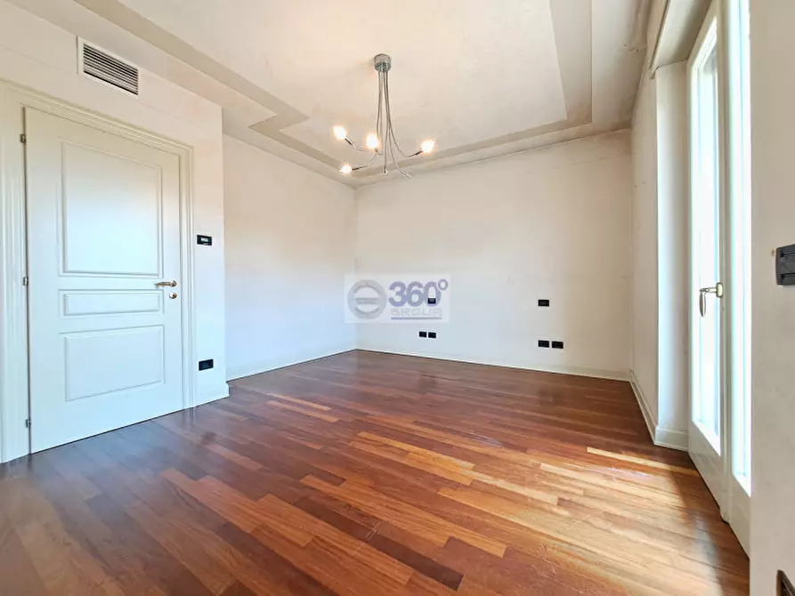 Immagine 14 di Villa in vendita  in Via Biline a Rodengo-Saiano