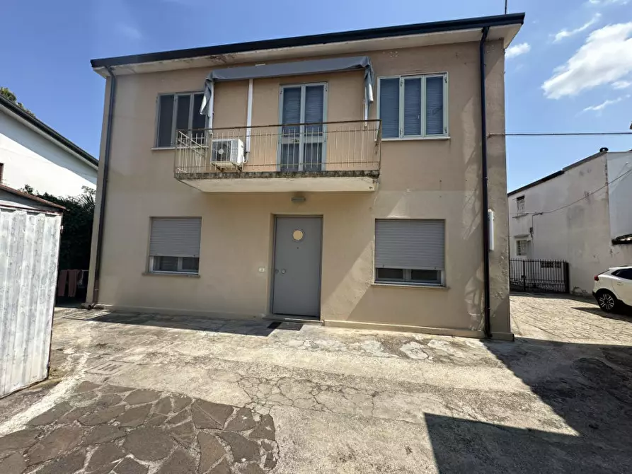 Immagine 39 di Casa bifamiliare in vendita  in VIA BRANDOLESE a Padova