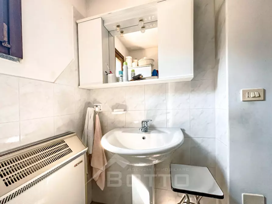 Immagine 13 di Villetta a schiera in vendita  in Località Pianaccia - via Negri, 6 a Grignasco