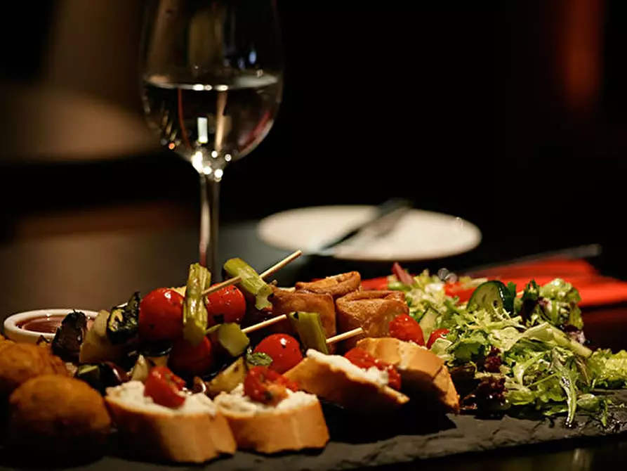 Immagine 1 di Attività commerciale in vendita  in noale a Noale