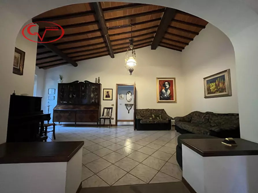 Immagine 37 di Villa in vendita  in Penna a Terranuova Bracciolini