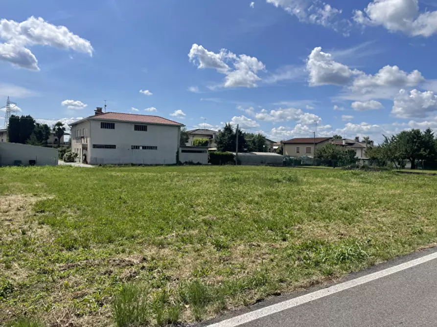 Immagine 1 di Terreno in vendita  a Cappella Maggiore