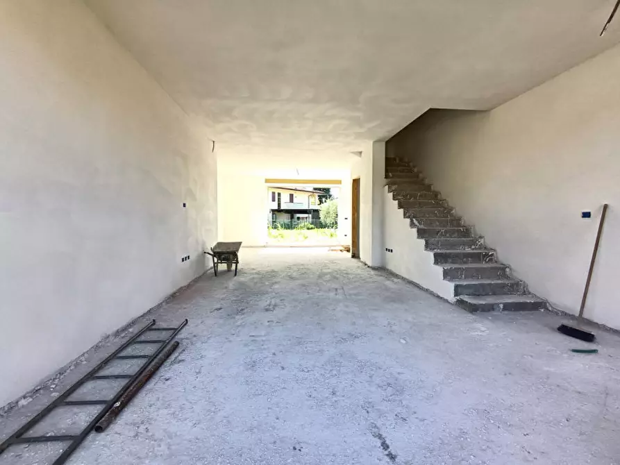 Immagine 4 di Casa trifamiliare in vendita  in Via Camillo Cavour a Ponte San Nicolò