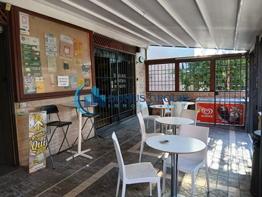 Immagine 7 di Negozio in vendita  in via di casalotti a Roma