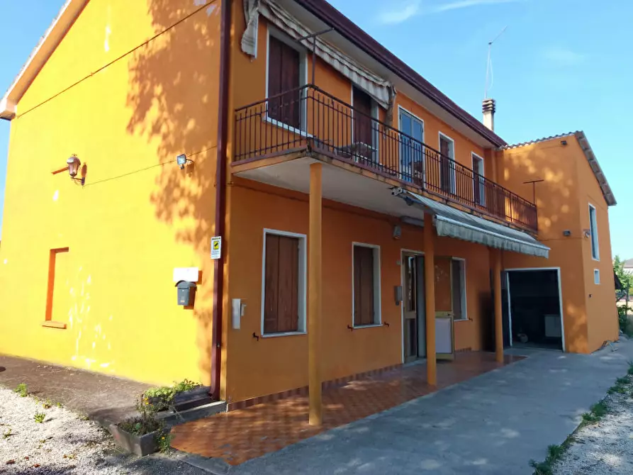 Immagine 2 di Casa indipendente in vendita  in Via dei Tigli a Scorzè