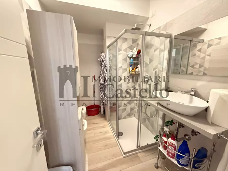 Immagine 12 di Appartamento in vendita  in Via Vittorio Formentano a Castiglione Del Lago