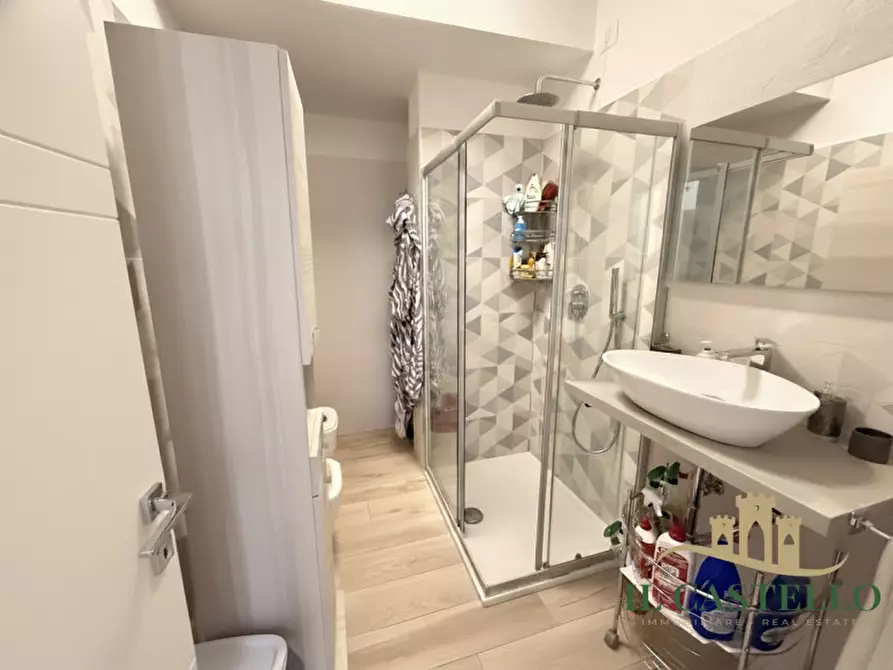 Immagine 13 di Appartamento in vendita  in Via Vittorio Formentano a Castiglione Del Lago