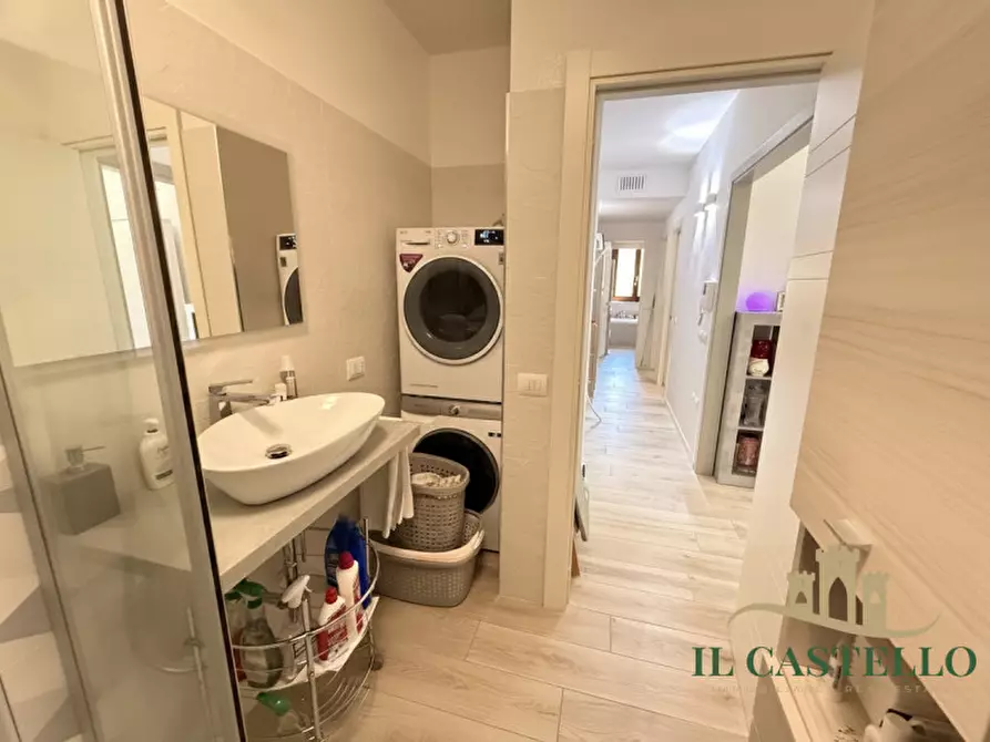 Immagine 15 di Appartamento in vendita  in Via Vittorio Formentano a Castiglione Del Lago