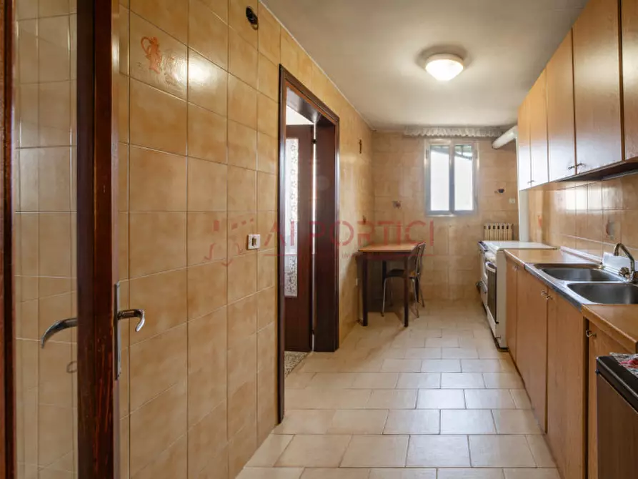 Immagine 4 di Casa bifamiliare in vendita  in Via Venezia a Camponogara