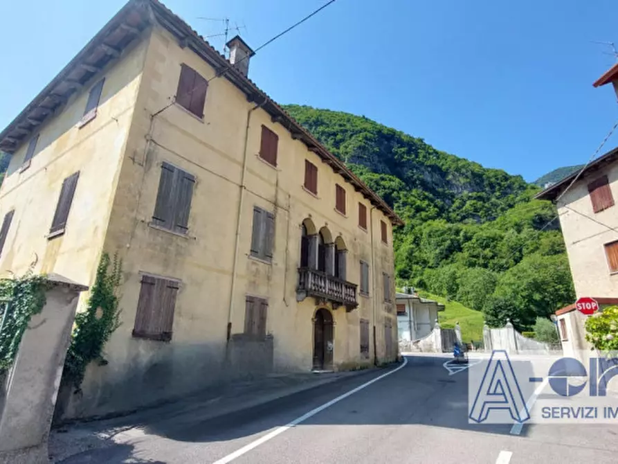 Immagine 8 di Palazzo in vendita  in via Oliero di sotto a Valbrenta