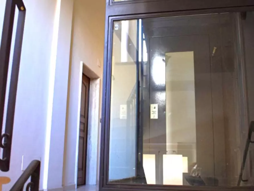 Immagine 7 di Ufficio in affitto  in C.so Umberto I 25 a Pescara