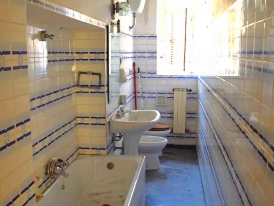 Immagine 36 di Ufficio in affitto  in C.so Umberto I 25 a Pescara