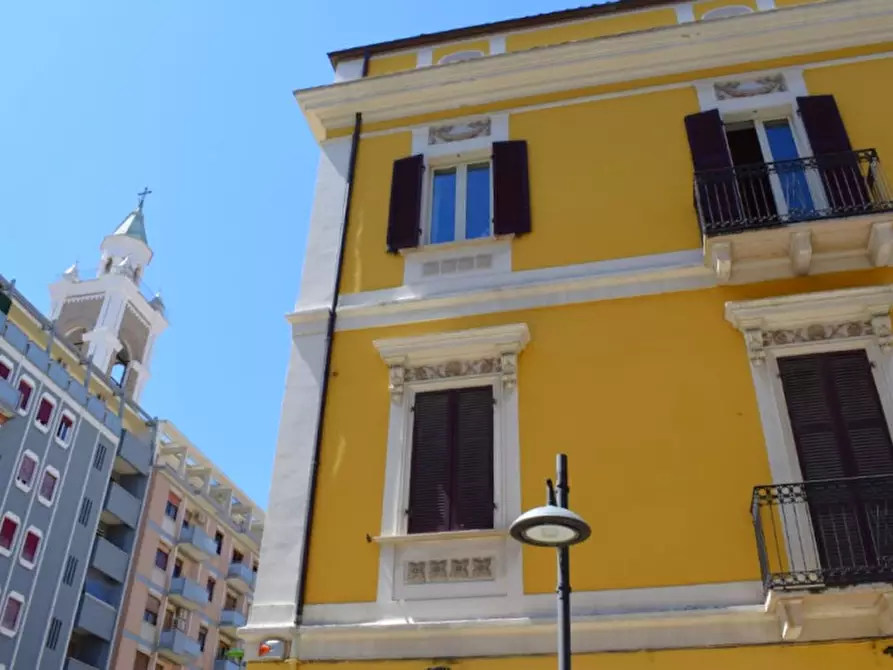 Immagine 39 di Ufficio in affitto  in C.so Umberto I 25 a Pescara