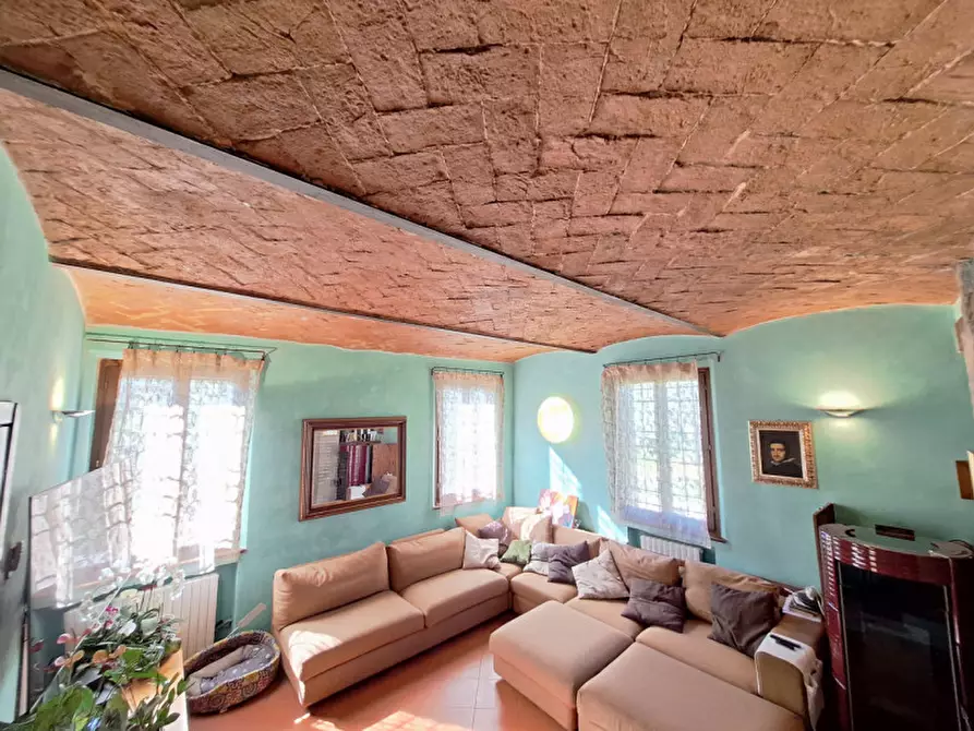 Immagine 6 di Casa indipendente in vendita  in via cavo argine a Modena