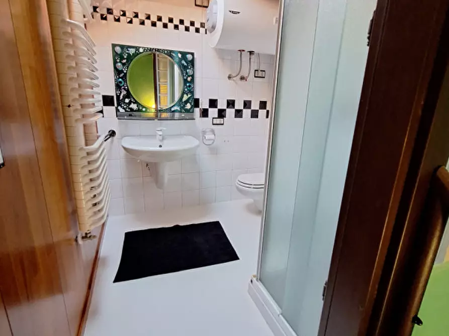 Immagine 28 di Casa indipendente in vendita  in via cavo argine a Modena