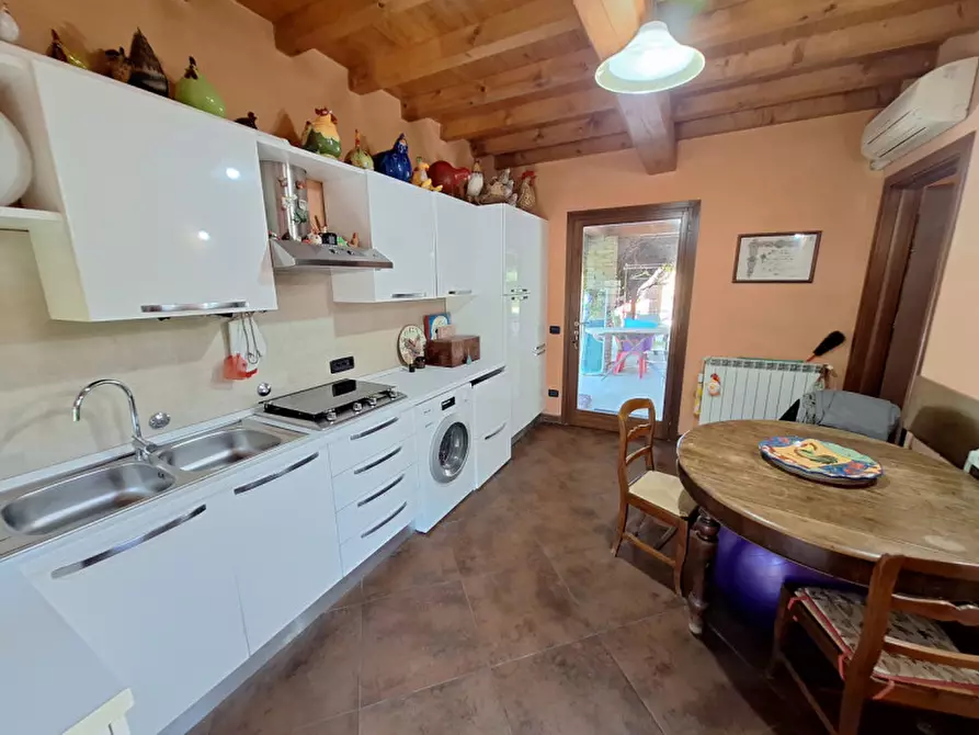 Immagine 33 di Casa indipendente in vendita  in via cavo argine a Modena