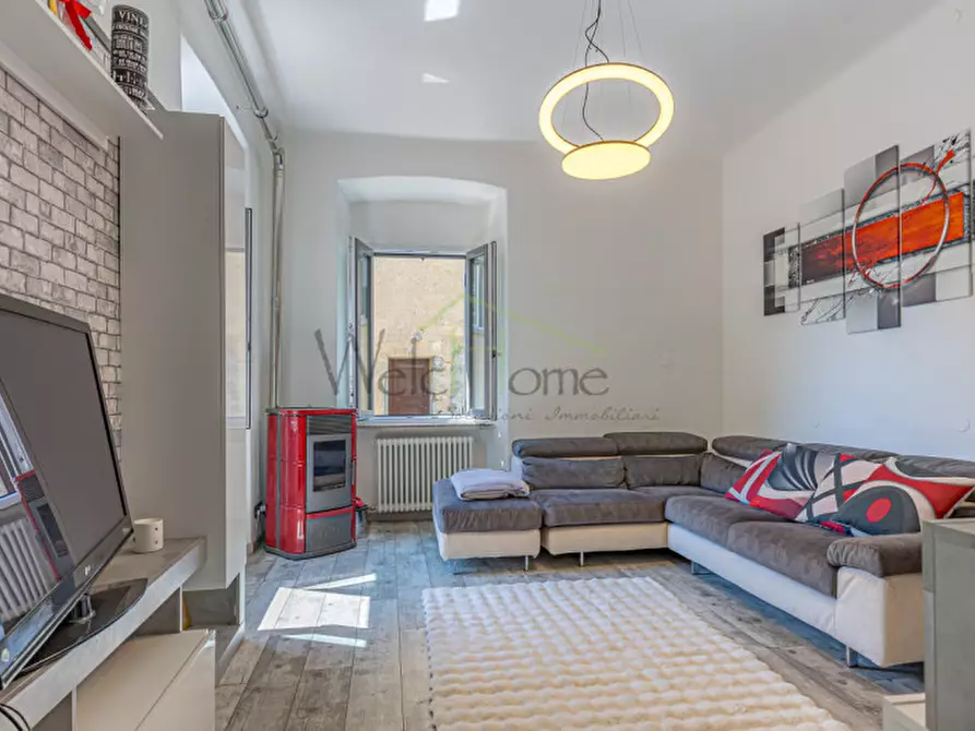 Immagine 11 di Appartamento in vendita  a Albese Con Cassano