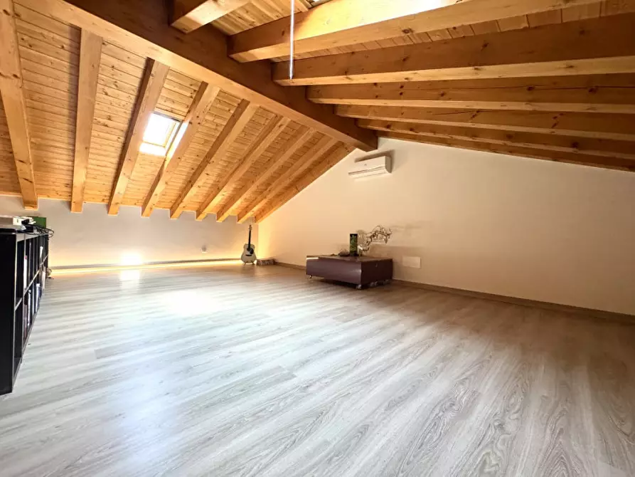 Immagine 20 di Villetta a schiera in vendita  in Via Europa a Sandrigo