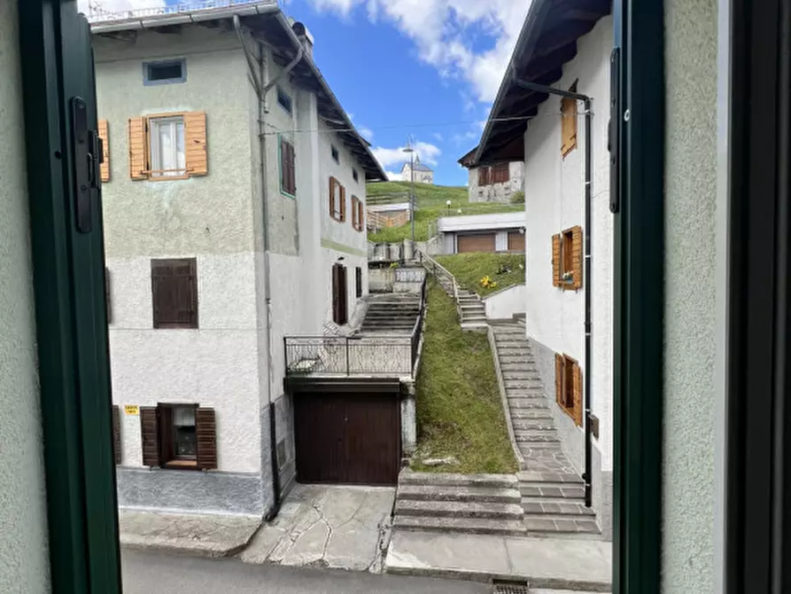 Immagine 4 di Appartamento in vendita  in Via Gera, 13 a Danta Di Cadore