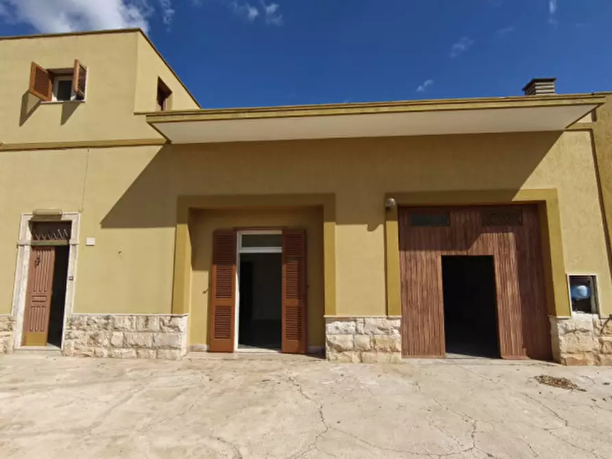 Immagine 1 di Casa bifamiliare in vendita  in Contrada L'Assunta a Monopoli