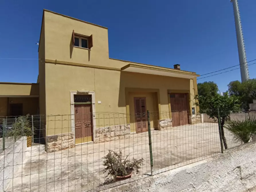 Immagine 4 di Casa bifamiliare in vendita  in Contrada L'Assunta a Monopoli