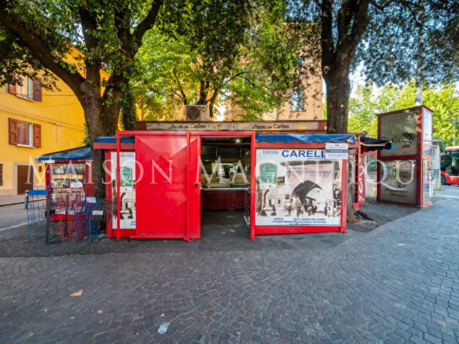 Immagine 1 di Attività commerciale in vendita  in Piazza di Porta san vitale 1 a Bologna