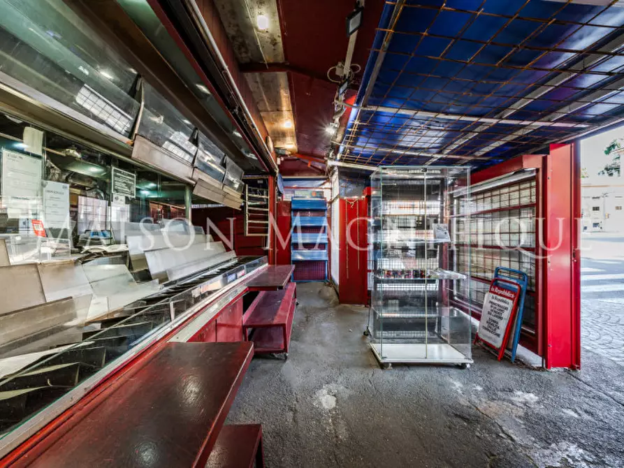Immagine 6 di Attività commerciale in vendita  in Piazza di Porta san vitale 1 a Bologna