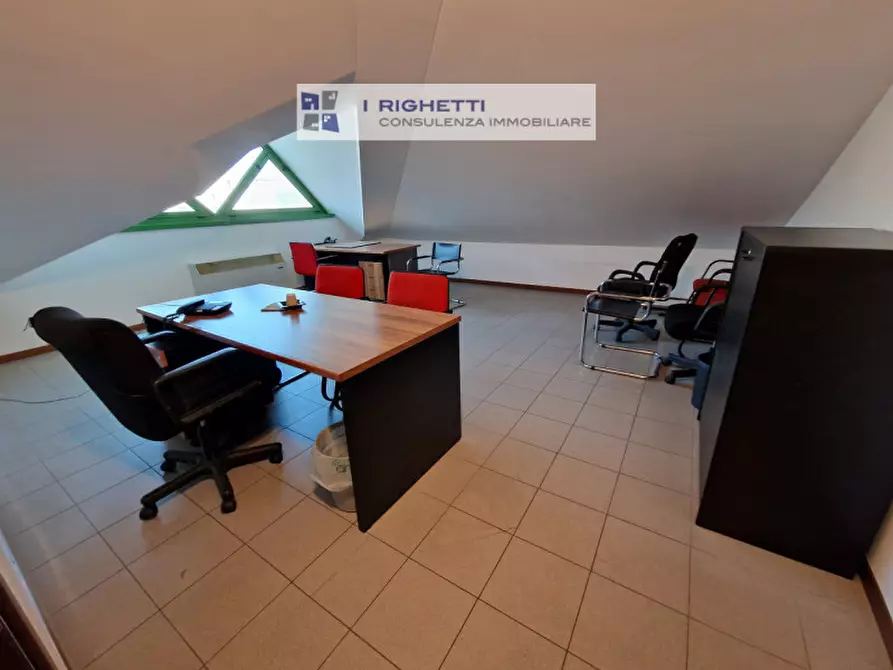 Immagine 13 di Camera in affitto  in Via Gracco Spaziani a Verona