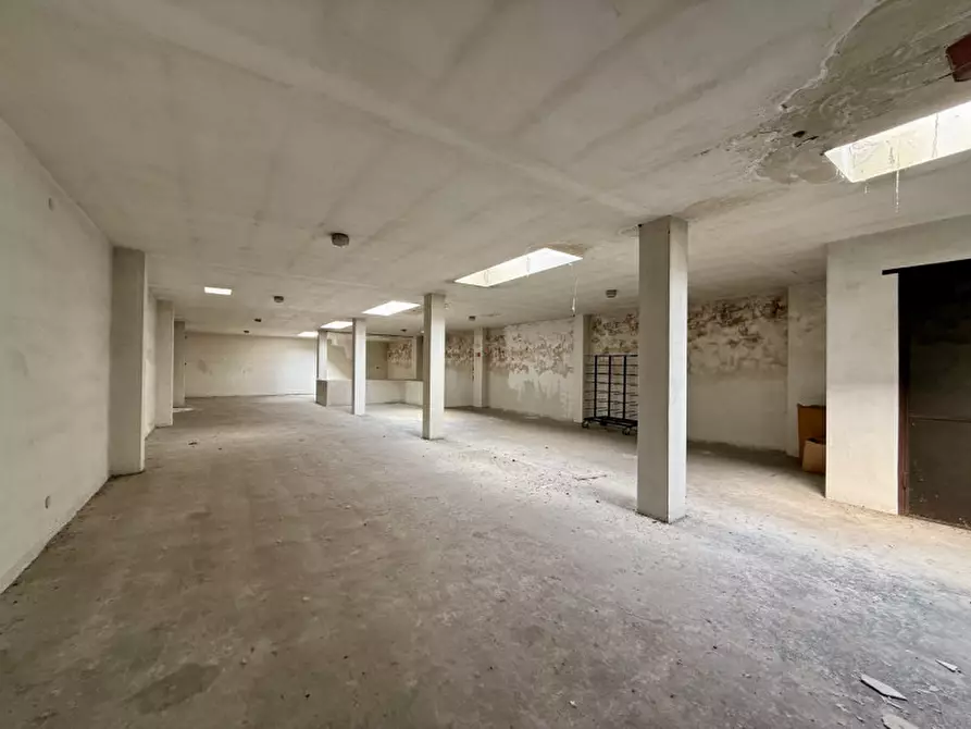 Immagine 4 di Magazzino in vendita  in Via Marconi 39 a Cerea