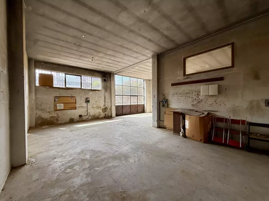 Immagine 17 di Magazzino in vendita  in Via Marconi 39 a Cerea