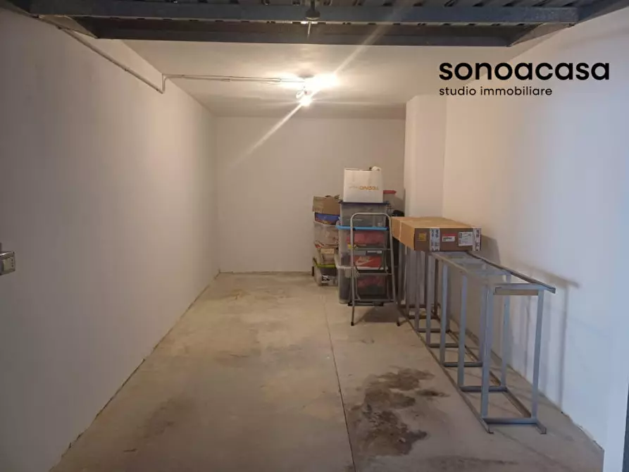 Immagine 3 di Garage in vendita  in Via Corfù a Mondolfo