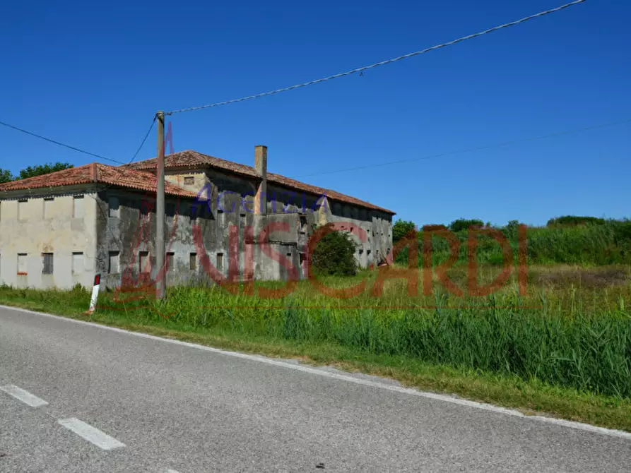 Immagine 16 di Villa in vendita  in Via dei Mille 10 a Caorle