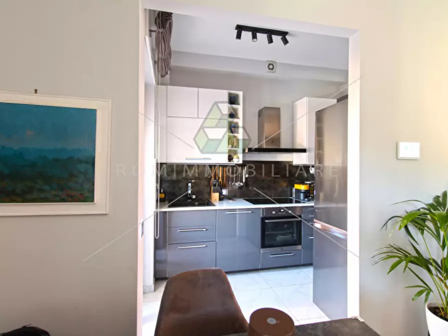 Immagine 3 di Appartamento in vendita  in Vicolo degli Orti Portuensi a Roma