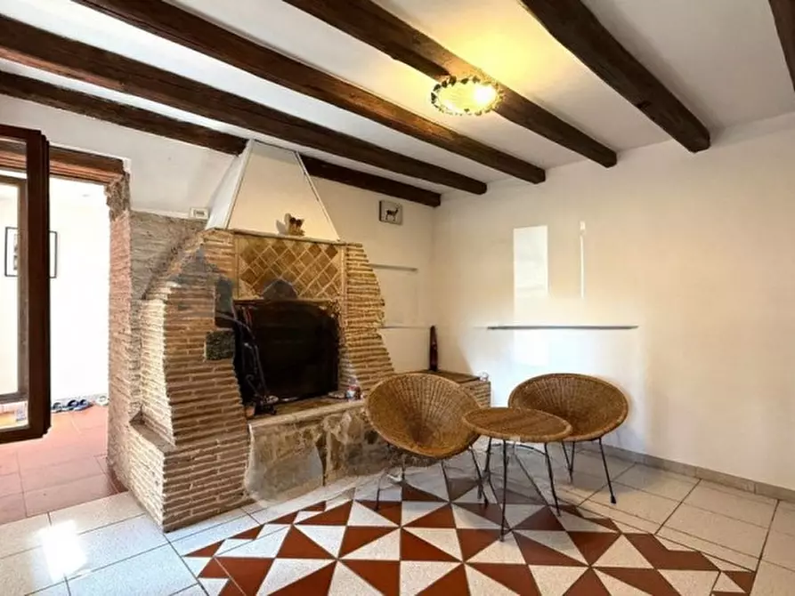 Immagine 1 di Casa indipendente in vendita  in Viale del lavoro a Galzignano Terme