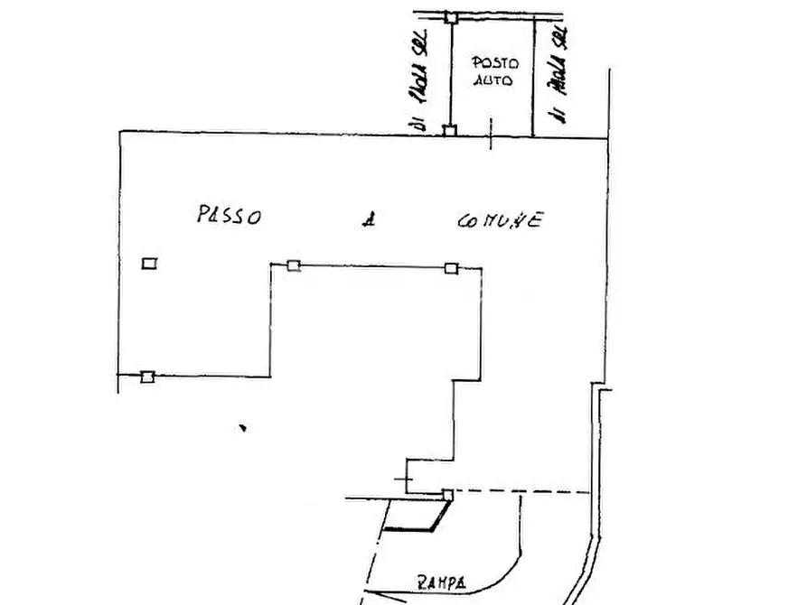 Immagine 22 di Ufficio in vendita  a Prato