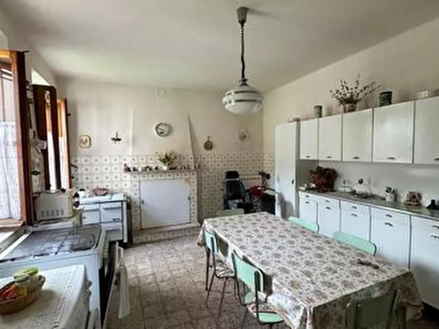 Immagine 1 di Rustico / casale in vendita  a Arqua' Petrarca