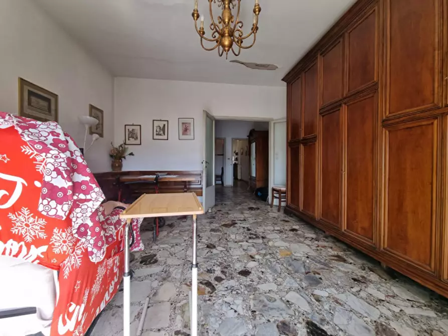 Immagine 3 di Appartamento in vendita  in VIA DONI a Firenze