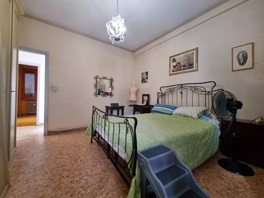 Immagine 5 di Appartamento in vendita  in VIA DONI a Firenze