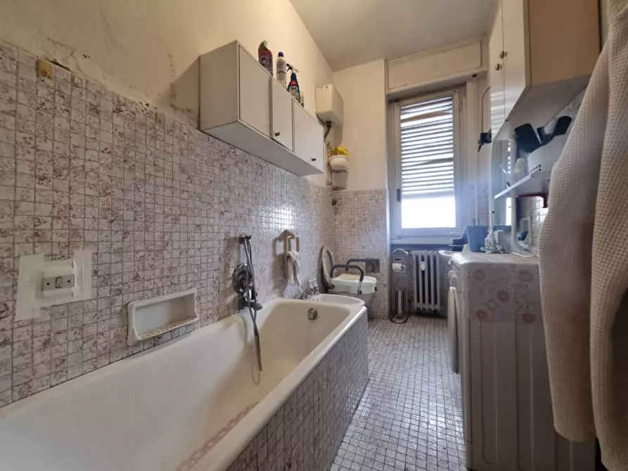 Immagine 12 di Appartamento in vendita  in VIA DONI a Firenze