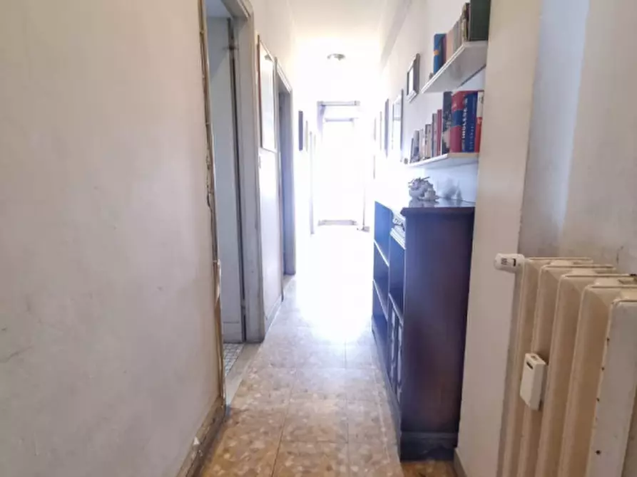 Immagine 13 di Appartamento in vendita  in VIA DONI a Firenze