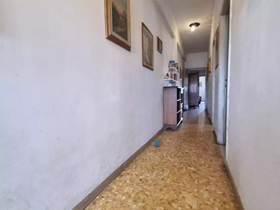 Immagine 14 di Appartamento in vendita  in VIA DONI a Firenze