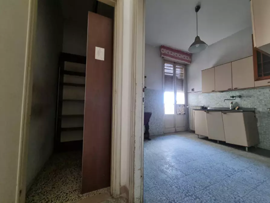 Immagine 15 di Appartamento in vendita  in VIA DONI a Firenze