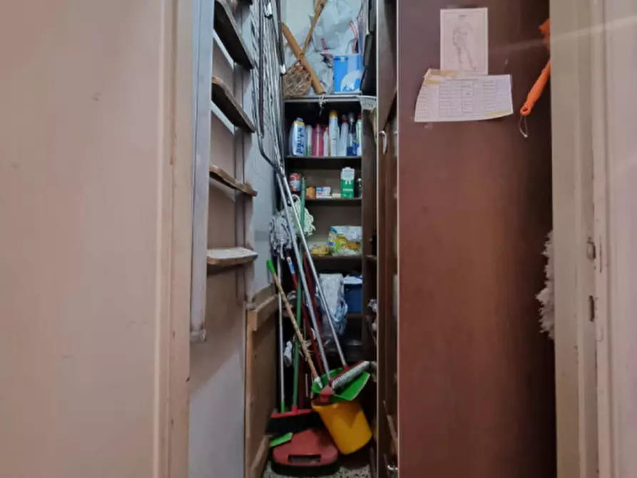 Immagine 16 di Appartamento in vendita  in VIA DONI a Firenze