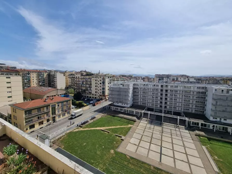 Immagine 20 di Appartamento in vendita  in VIA DONI a Firenze