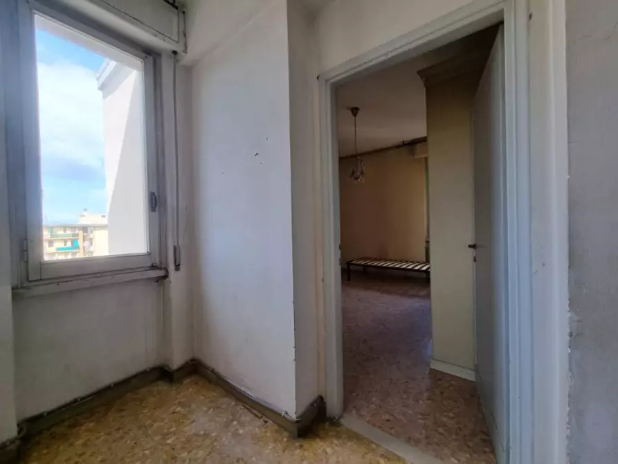Immagine 21 di Appartamento in vendita  in VIA DONI a Firenze