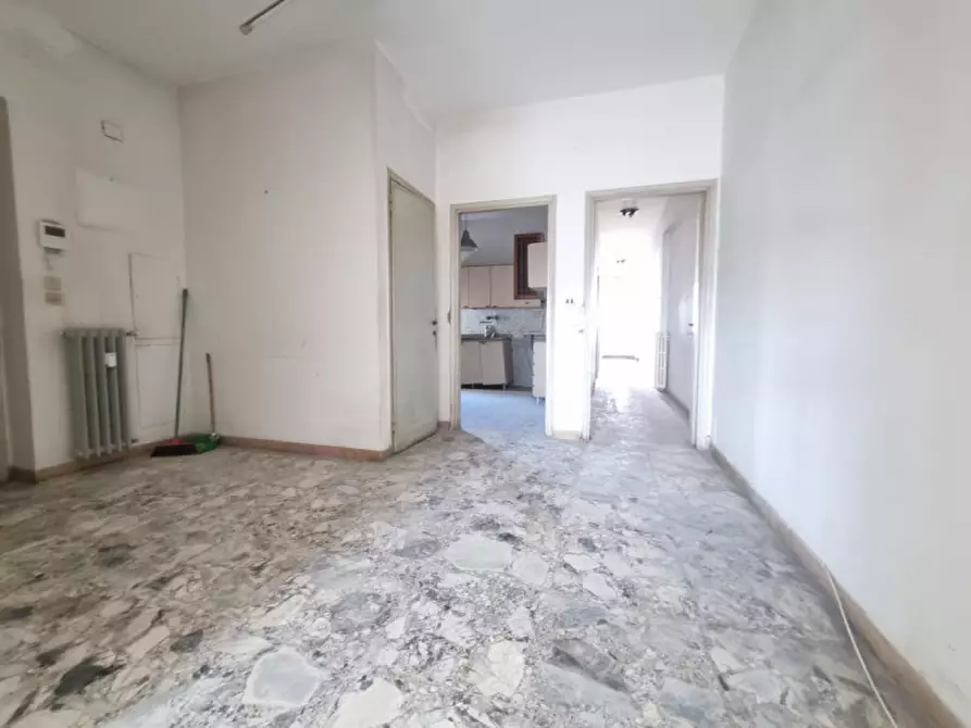 Immagine 27 di Appartamento in vendita  in VIA DONI a Firenze