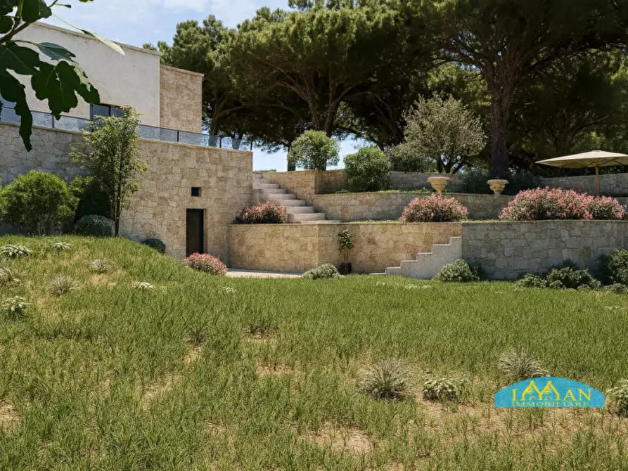 Immagine 39 di Villa in vendita  in Contrada Abate Nicola Grande a Ceglie Messapico